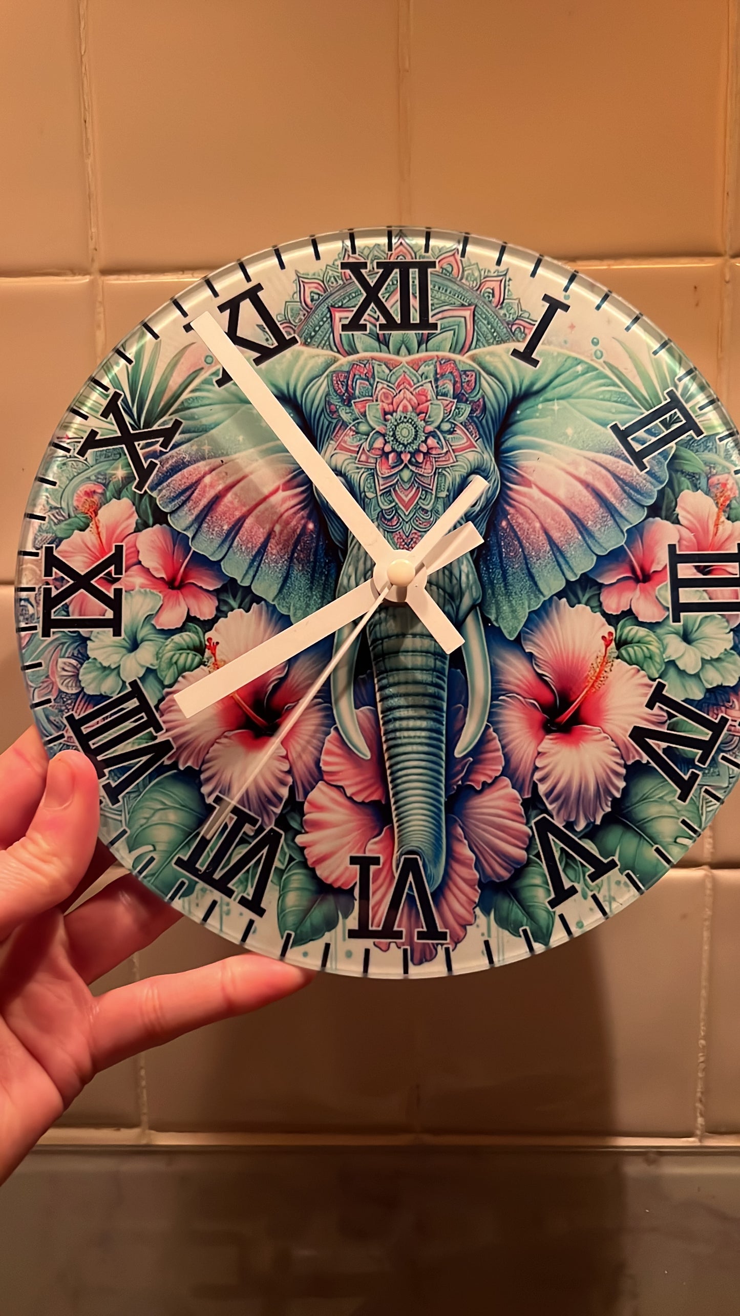 Customisable wall clock