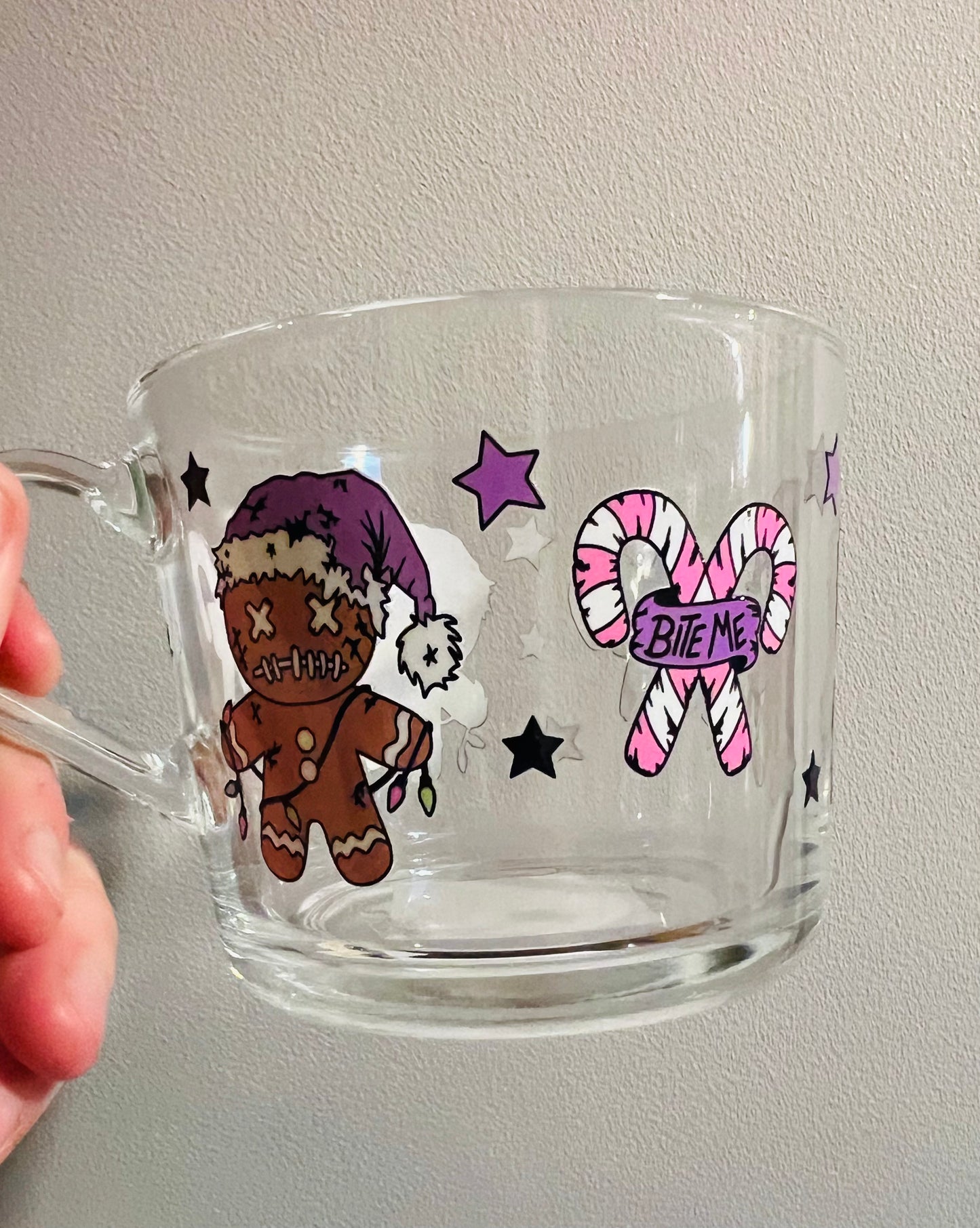 Bite  me! Gingerbread large glass mug