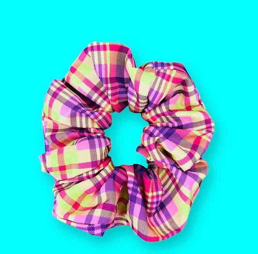 Courtney XL hair scrunchie